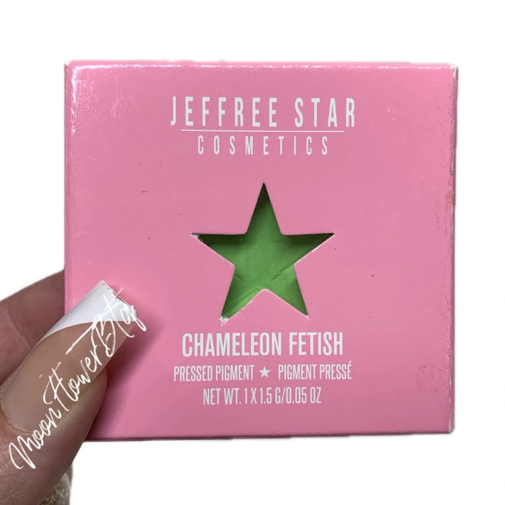 Jeffree Star Chameleon Fetish Neon Green Pressed Pigment Eyeshadow Single